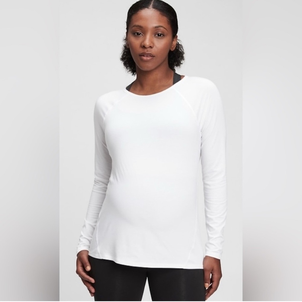 GAP Maternity GapFit Breathe Long Sleeve Athletic Shirt White S